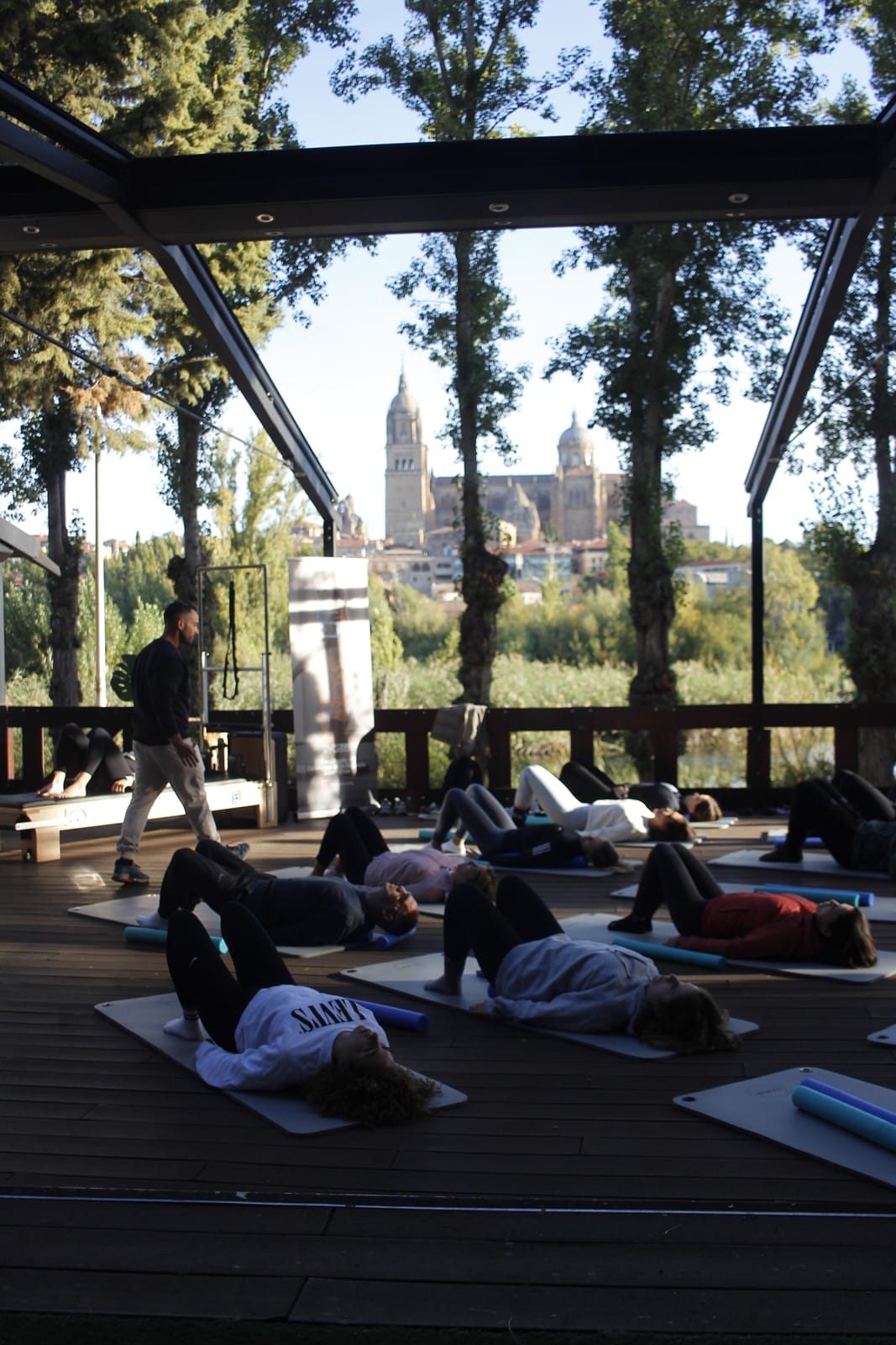 Clase de grupo en el estudio 785 Pilates